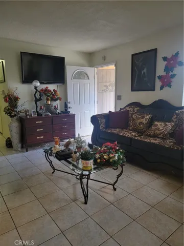 38727 2nd Street E, Palmdale, California 93550