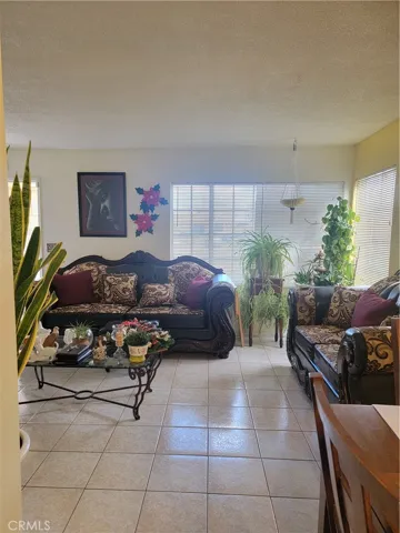 38727 2nd Street E, Palmdale, California 93550