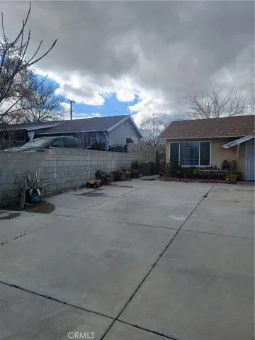 38727 2nd Street E, Palmdale, California 93550