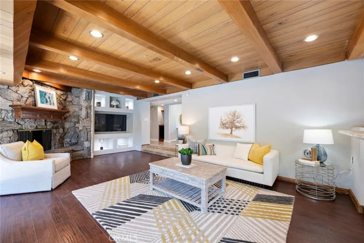 18902 Montecito Drive, Yorba Linda, California 92886