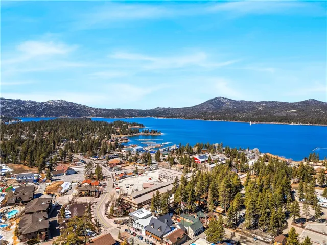 870 Edgemoor Road, Big Bear Lake, California 92315