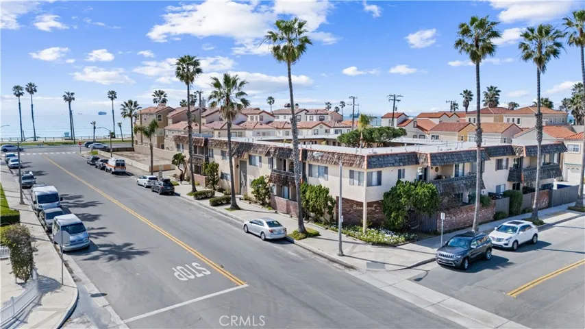 125 16th Street, Huntington Beach, California 92648