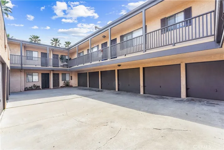 125 16th Street, Huntington Beach, California 92648