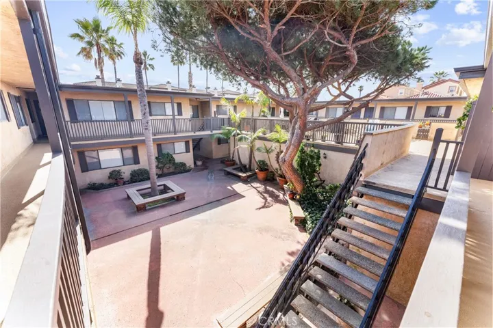 125 16th Street, Huntington Beach, California 92648