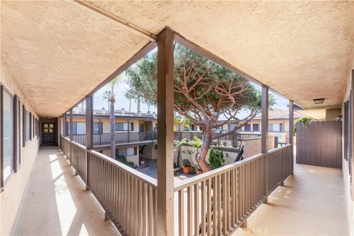 125 16th Street, Huntington Beach, California 92648