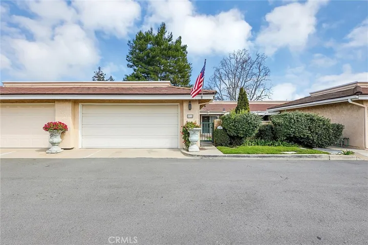 2215 Portola Lane, Westlake Village, California 91361