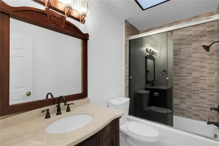 2215 Portola Lane, Westlake Village, California 91361