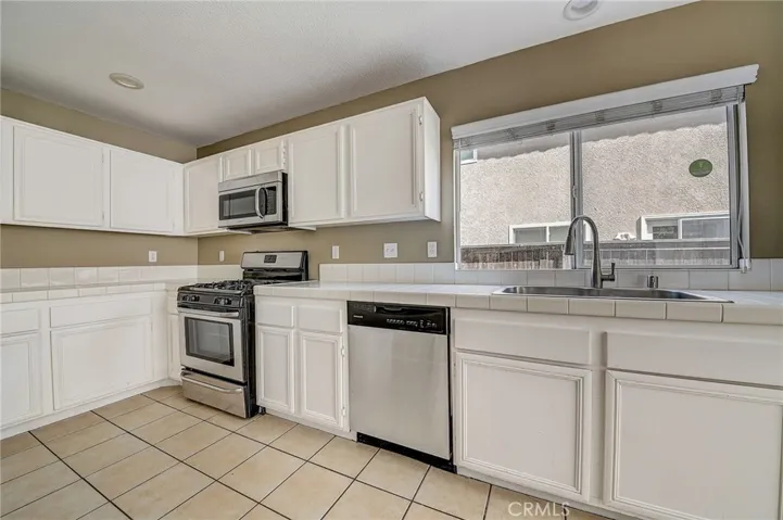 25329 Bayside Place, Harbor City, California 90710