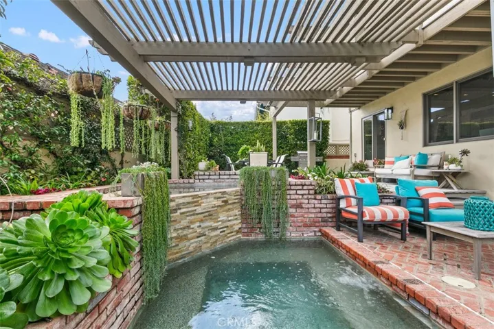 6221 Seville Court, Long Beach, California 90803