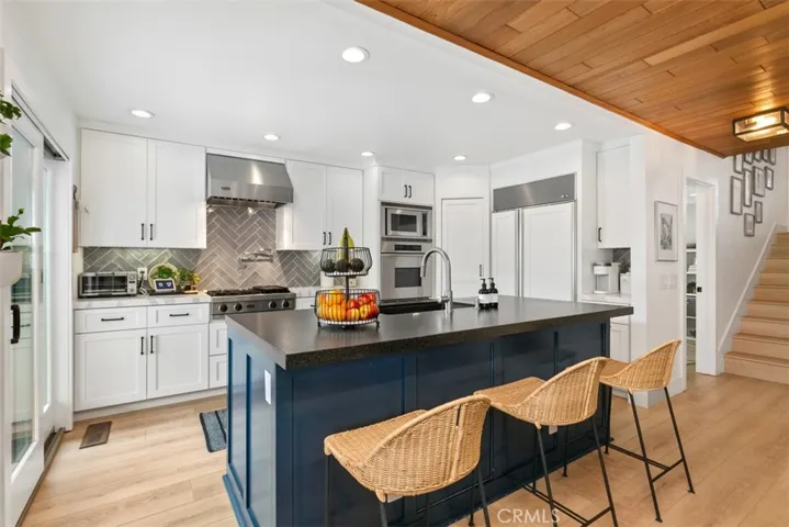 6221 Seville Court, Long Beach, California 90803