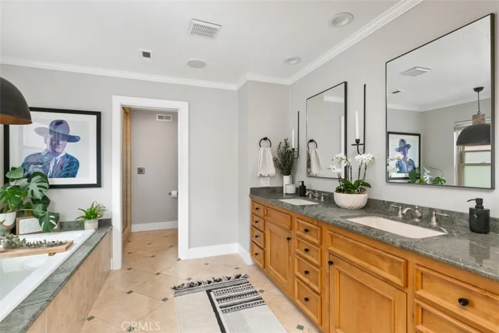 6221 Seville Court, Long Beach, California 90803