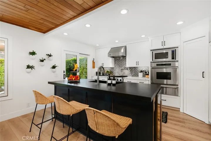 6221 Seville Court, Long Beach, California 90803