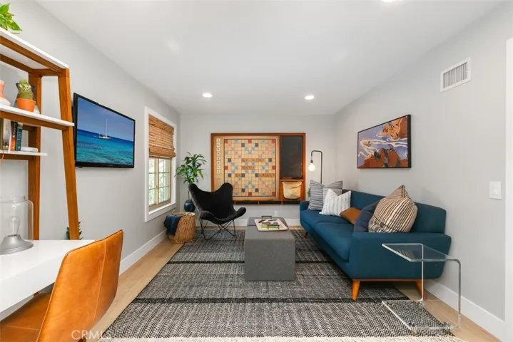 6221 Seville Court, Long Beach, California 90803