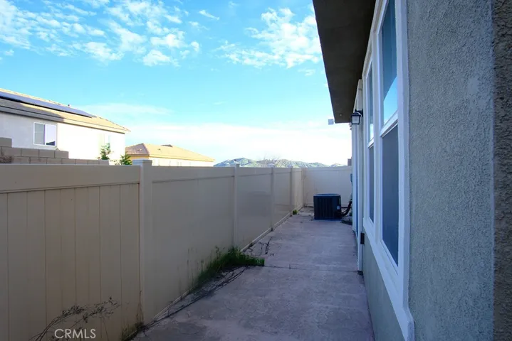 3958 Boulder Drive, Jurupa Valley, California 92509