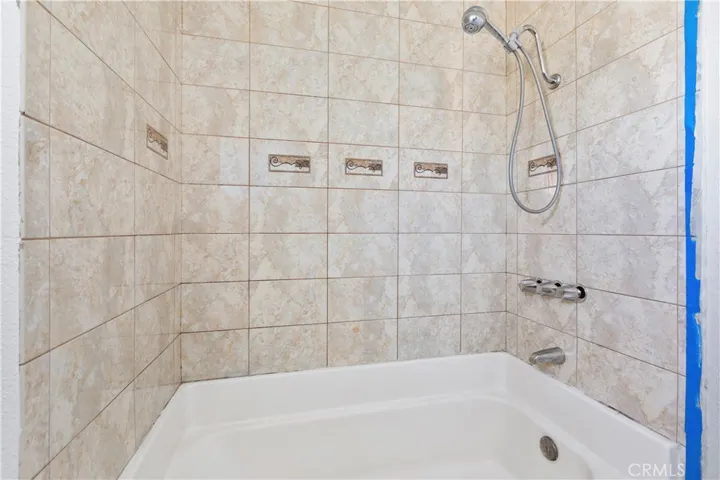 322 N Garfield Avenue, Corona, California 92882