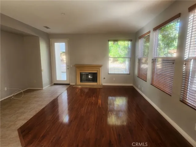 5503 Martingale Way, Fontana, California 92336