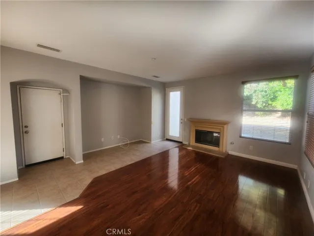 5503 Martingale Way, Fontana, California 92336