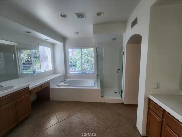 5503 Martingale Way, Fontana, California 92336