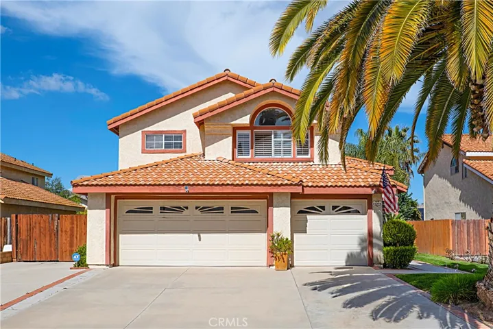 Beautiful 5 bedroom 3 bath home Pool and Spa home with boat/RV parking and 3 car garage.