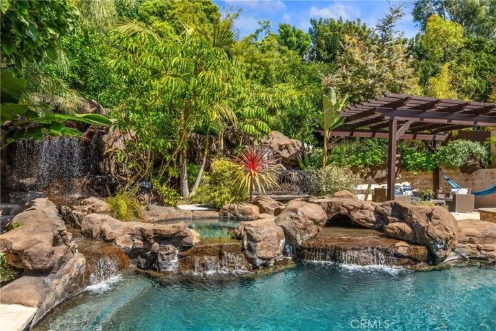 28658 Crestridge Road, Rancho Palos Verdes, California 90275