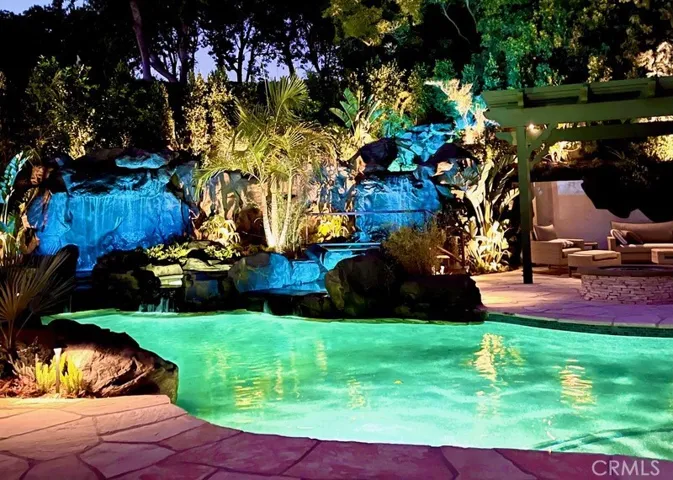 28658 Crestridge Road, Rancho Palos Verdes, California 90275