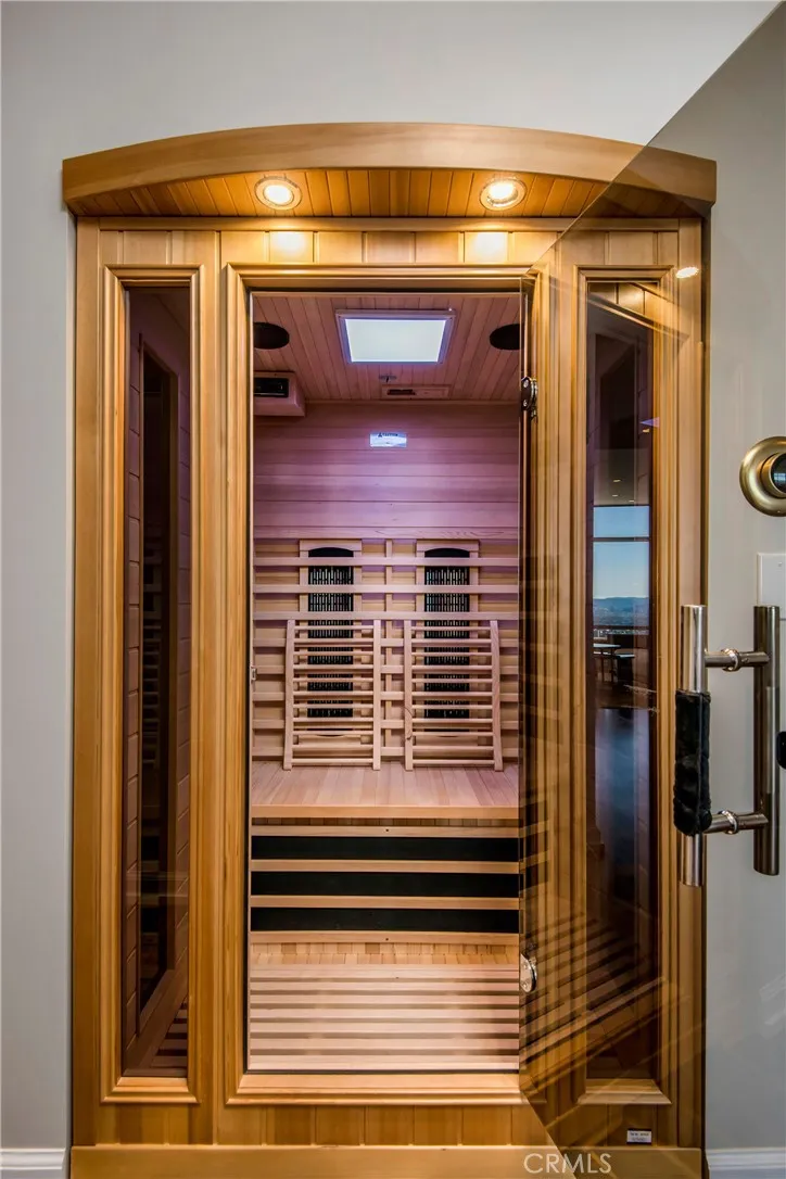 900 W Olympic Boulevard 38d, Los Angeles, California 90015 home-pic-3