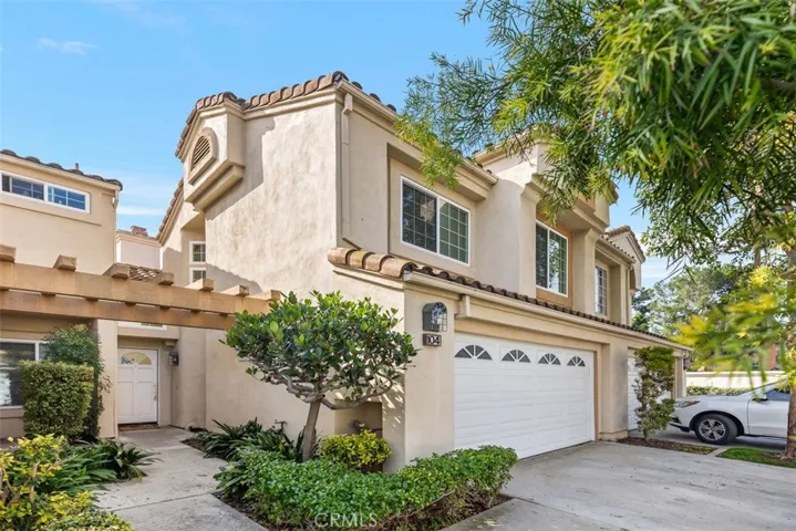 104 Almador, Irvine, California 92614