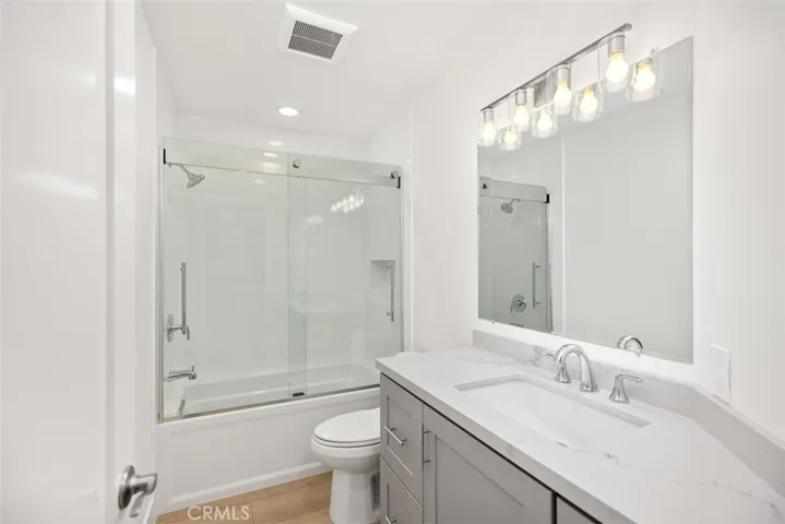104 Almador, Irvine, California 92614
