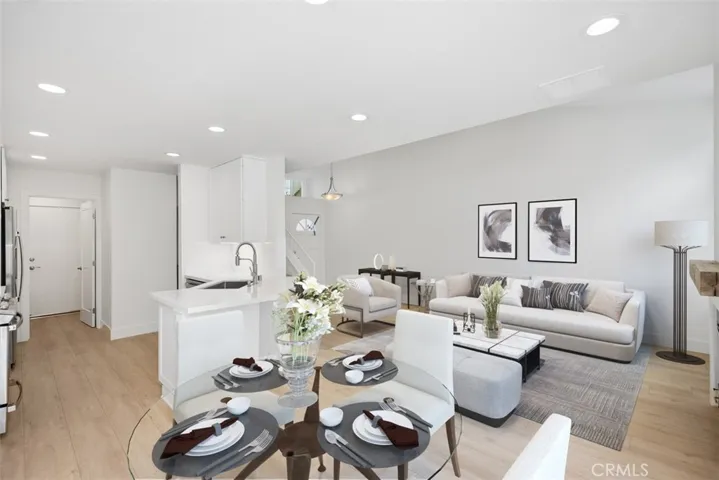 104 Almador, Irvine, California 92614