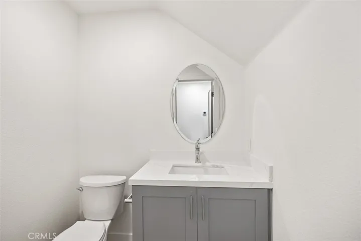 104 Almador, Irvine, California 92614
