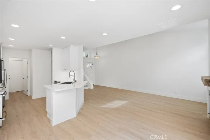 104 Almador, Irvine, California 92614