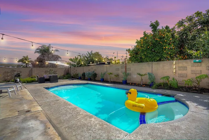 9366 Shrike Ave Avenue, Fountain Valley, California 92708