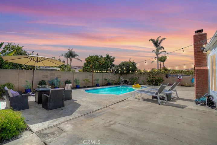 9366 Shrike Ave Avenue, Fountain Valley, California 92708