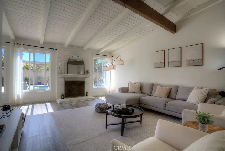 Voluminous layout made for entertaining