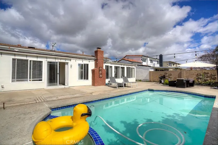 9366 Shrike Ave Avenue, Fountain Valley, California 92708