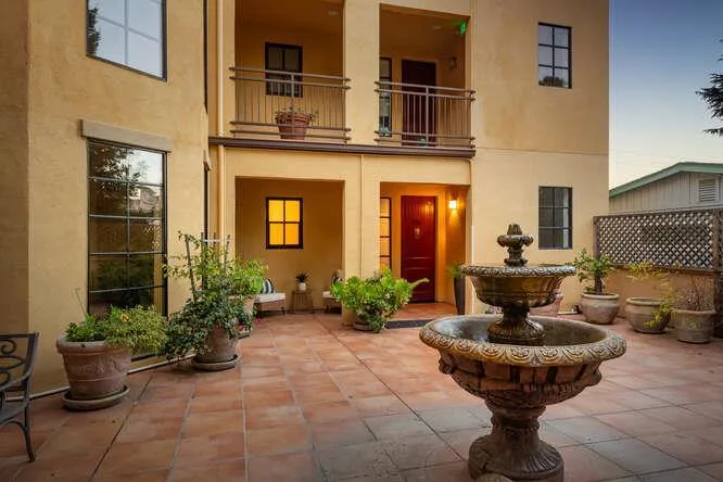 656 Walnut Street 201, San Carlos, California 94070
