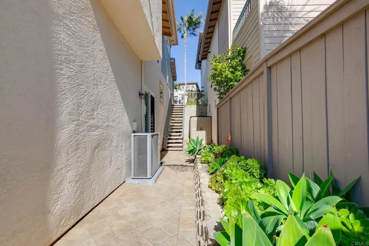 2738 Mackinnon Ranch Rd, Cardiff By The Sea, California 92007