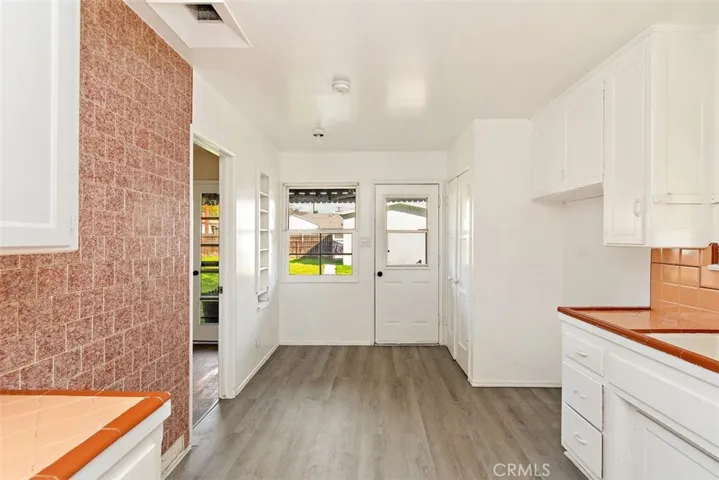 667 W Arrow, Upland, California 91786
