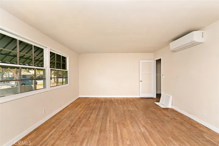 667 W Arrow, Upland, California 91786