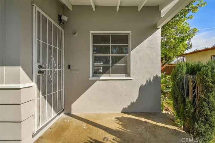 667 W Arrow, Upland, California 91786