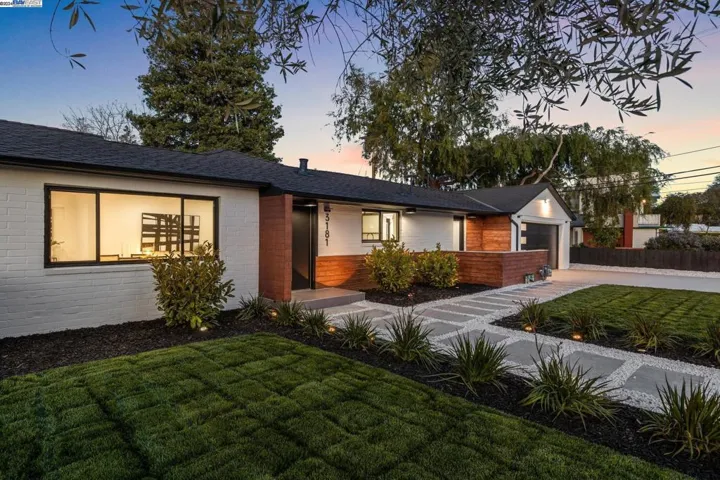 3181 Waverley St, Palo Alto, California 94306