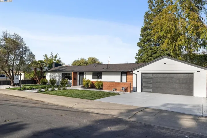 3181 Waverley St, Palo Alto, California 94306