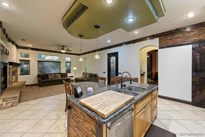 303 Woodmeadow Ln, Ramona, California 92065