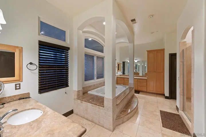 303 Woodmeadow Ln, Ramona, California 92065