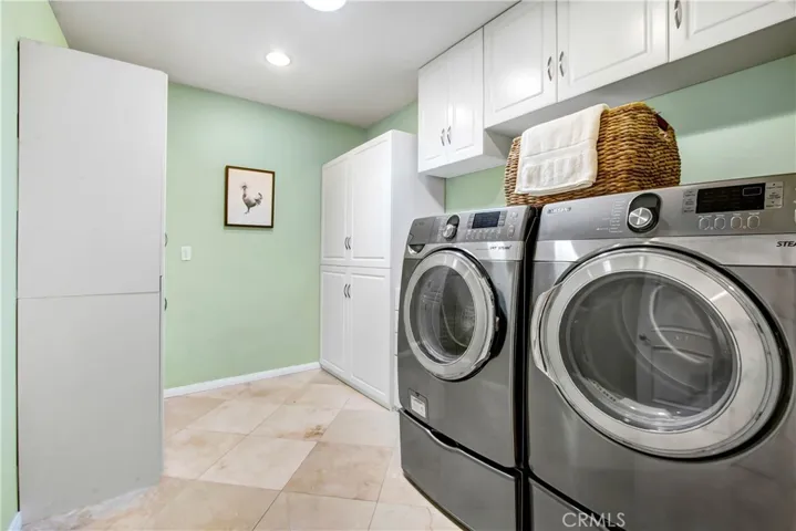 12712 Tiara Street, Valley Village, California 91607