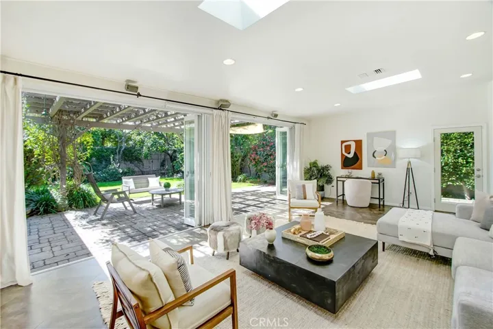 12712 Tiara Street, Valley Village, California 91607