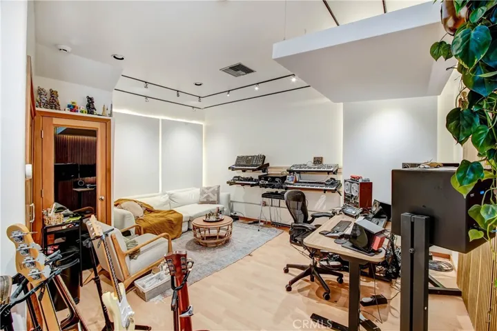 12712 Tiara Street, Valley Village, California 91607