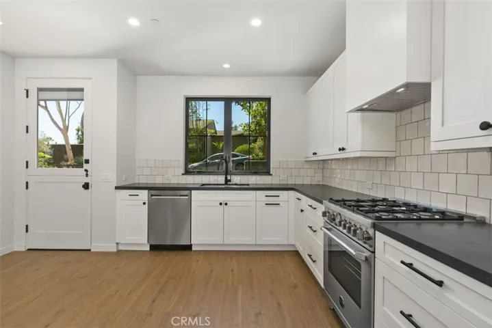 28832 Shady Place, Laguna Beach, California 92651