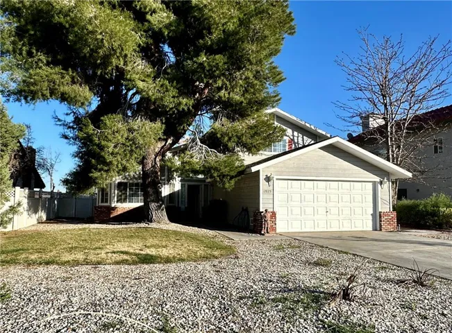 12825 Amberwood Lane, Victorville, California 92395