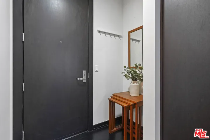 655 S Hope Street 601, Los Angeles, California 90017